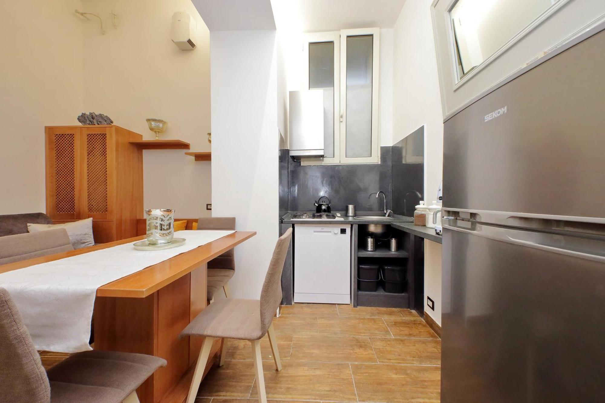 Elegant And New 3 Bedrooms Apt Near S. Peter! Apartment Rom
