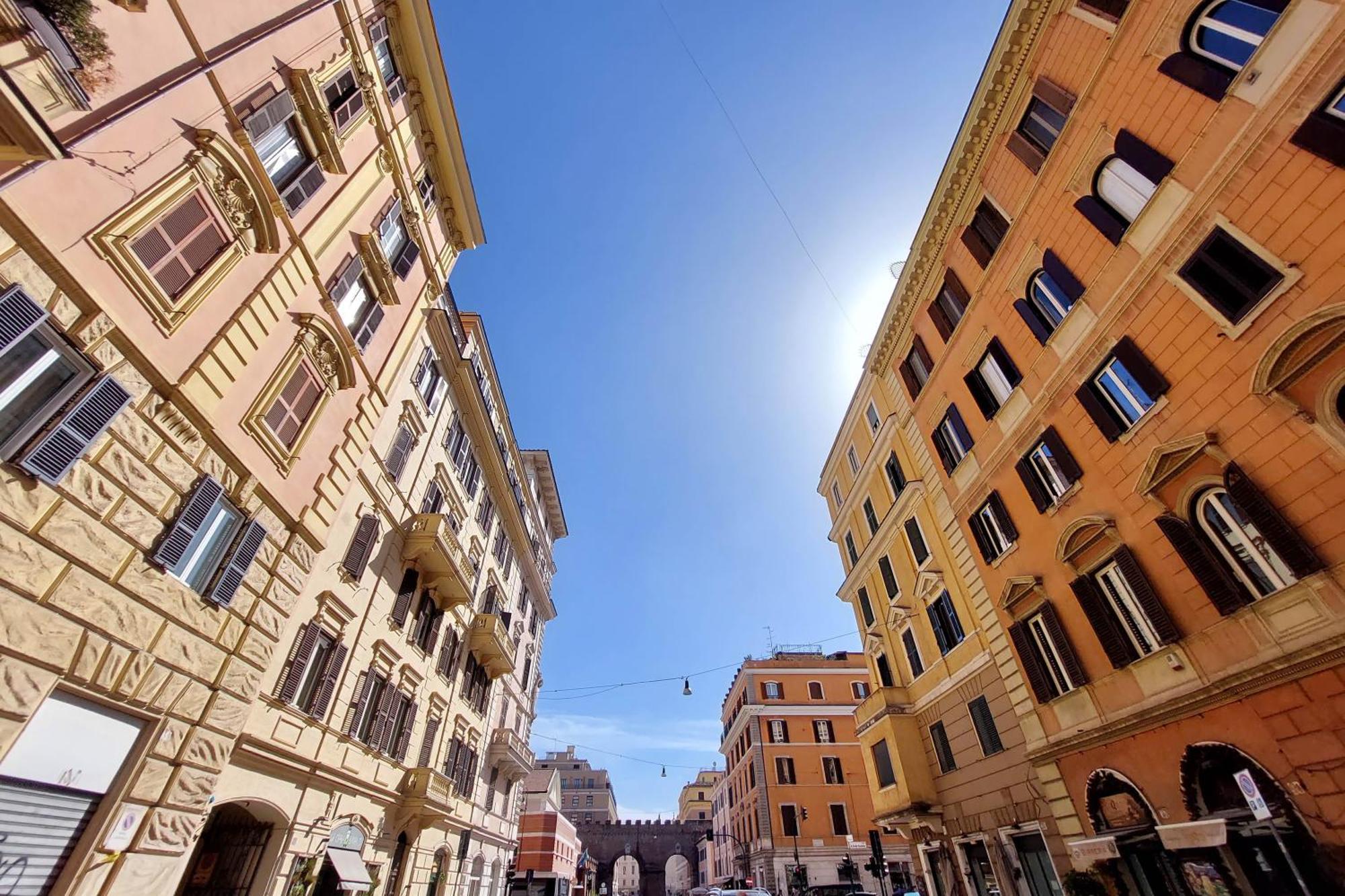 Elegant And New 3 Bedrooms Apt Near S. Peter! * Rom